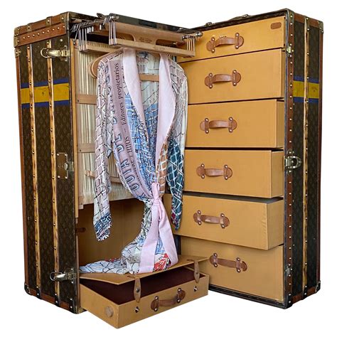 louis vuitton insolite trunk|louis vuitton wardrobe trunk.